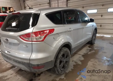 2016 Ford Escape Se from USA, damaged, VIN 1FMCU9G93GUA14368